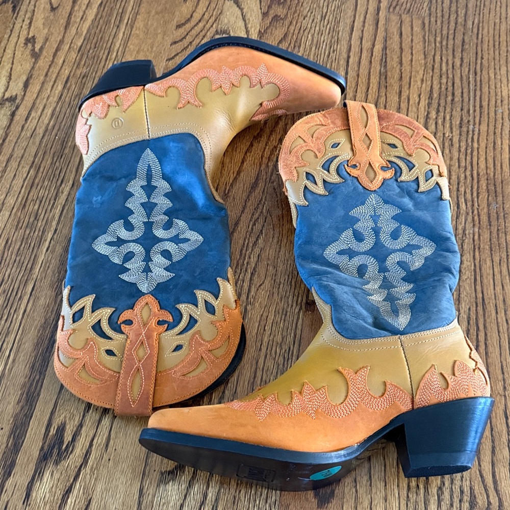 DINGO Holy Roller Embroidered Tooled-Inlay Snip Toe Cowboy Boots ~ NWT - Picture 9 of 13